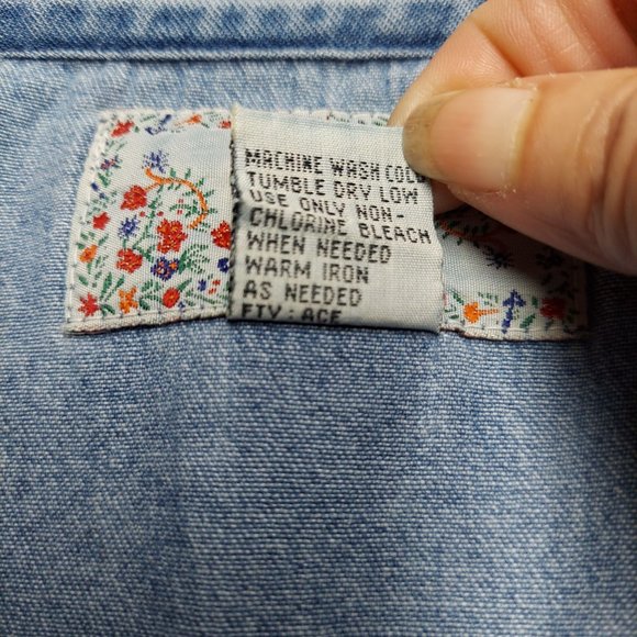 ☆☆SOLD☆☆ New Directions Vintage Women's Denim Chambray Floral Embroidered Vest - Picture 5 of 6